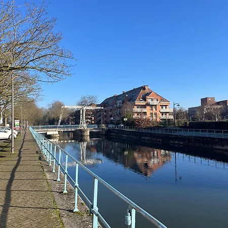 Au Fil De L'eau, Gare, Wifi, Tv, Parking * Douai