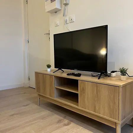 Au Fil De L'eau, Gare, Wifi, Tv, Parking